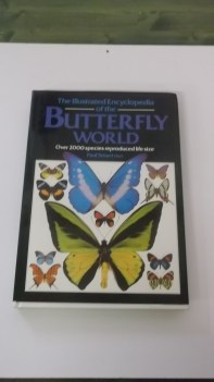 encyclopaedia of the butterfly world