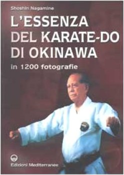 essenza del karate-do di okinawa in 1200 fotografie